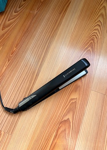 Remington Siyah Parlak Saç Düzleştirici - Görsel 7