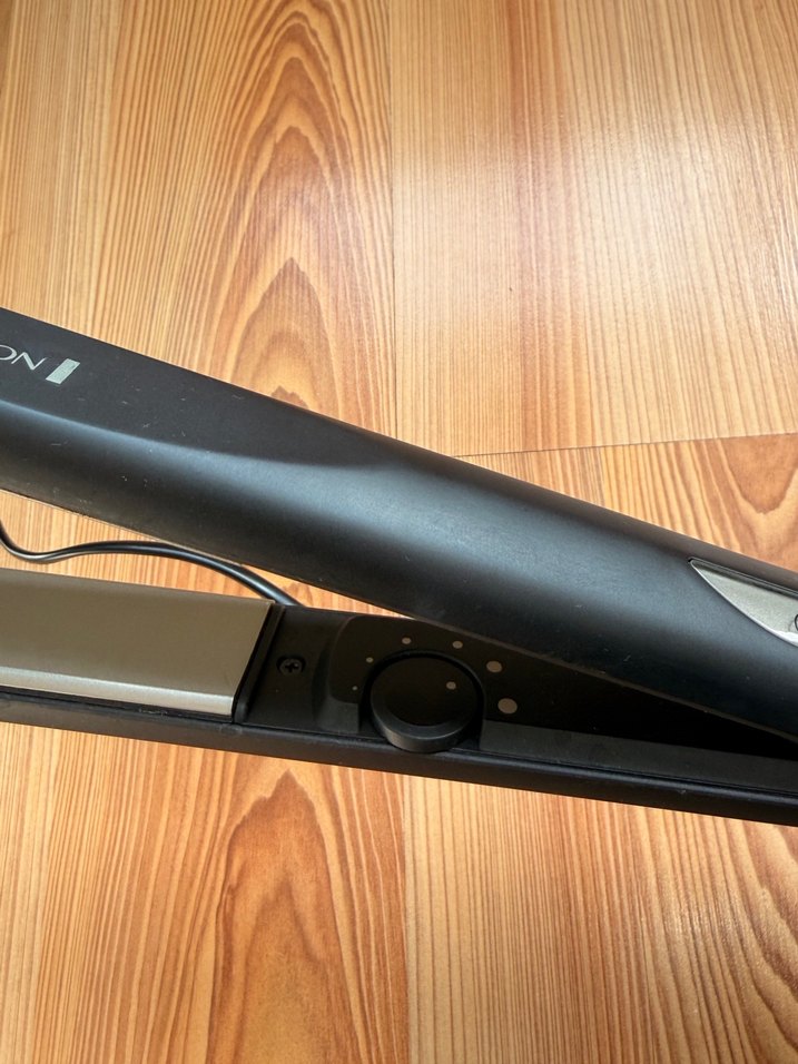 Remington Siyah Parlak Saç Düzleştirici - Görsel 5