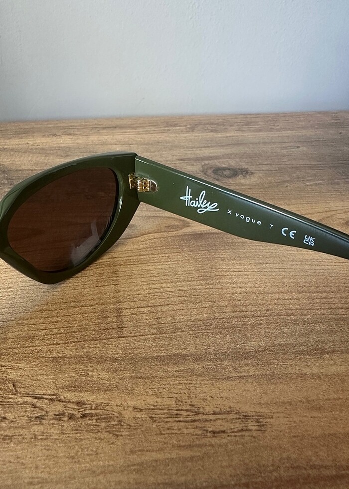 Vogue Hailey kadın güneş gözlüğü - Görsel 2
