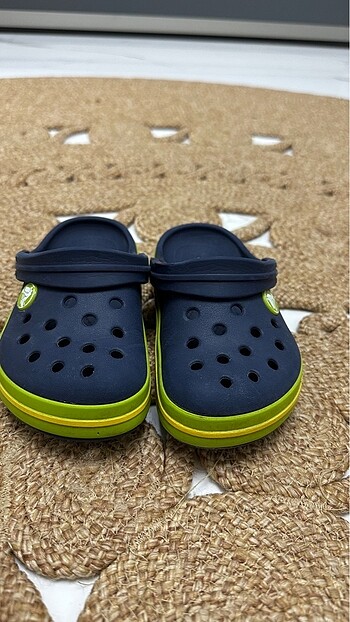 Crocks terlik