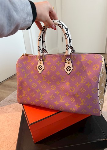 Mor Baskılı Deri Kadın Çanta - Görsel 2