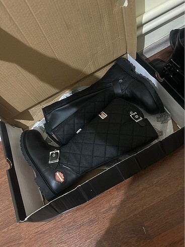 Orijinal harley davidson uzun bot