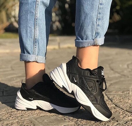 Spor ayakkabı