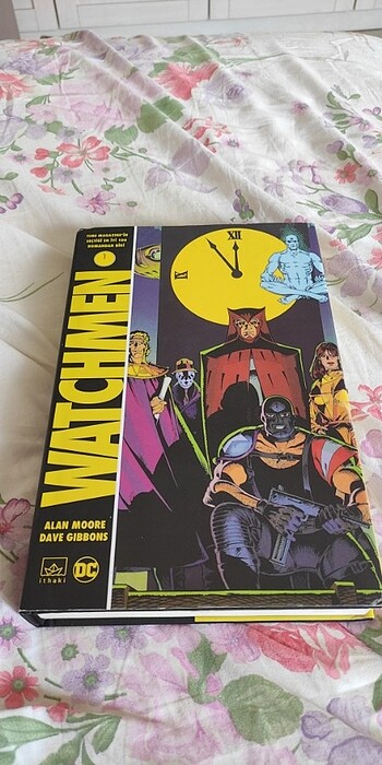 Watchmen ciltli baskı | İthaki Yayınları 