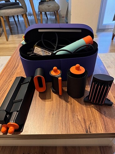 Dyson airwrap i.d