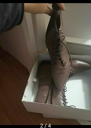Bej Deri Stiletto Topuklu Kadın Bot