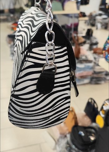 Diğer Zebra Desenli Deri Kadın Çanta