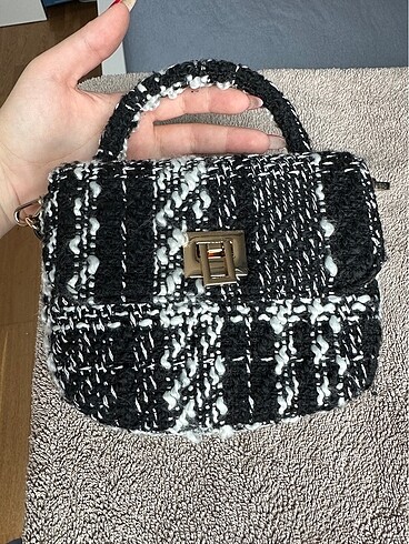  Beden siyah Renk H&M ÇANTA
