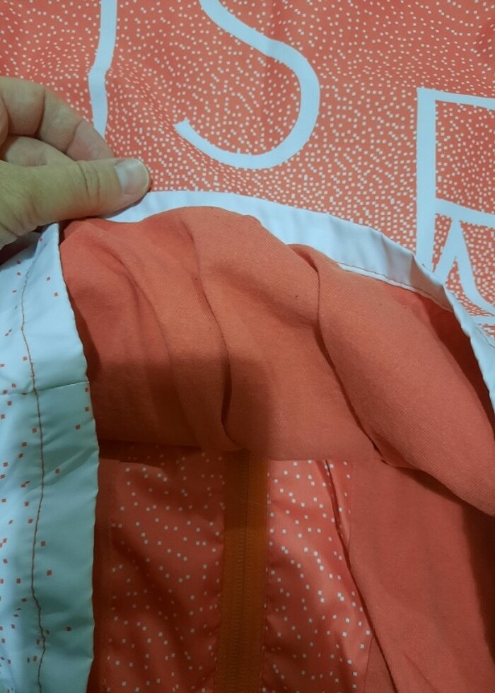 Yağmurluk 7 yaş tertemiz sağlam - Görsel 5