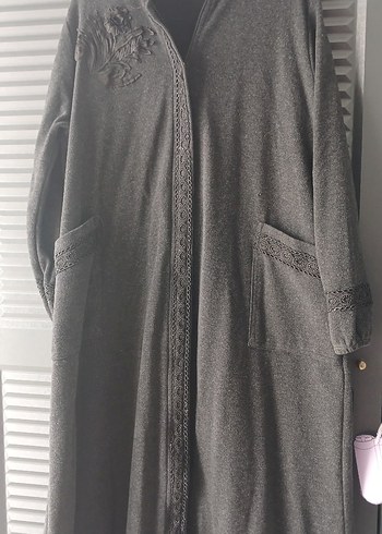 Nakış Detaylı Gri Kadın pardüse - Görsel 4
