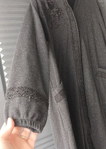 Nakış Detaylı Gri Kadın pardüse - Görsel 2
