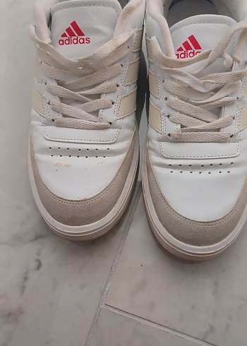 Beyaz Adidas  Spor Ayakkabı - Görsel 3