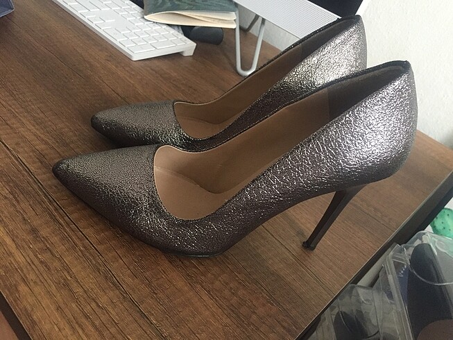 İnce topuklu ayakkabı stiletto
