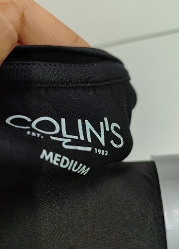 Colin's siyah baskılı tshirt
