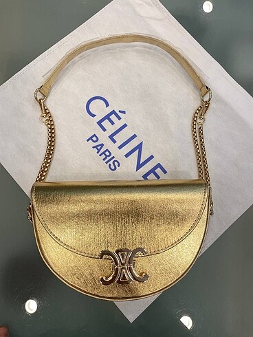  Beden siyah Renk Celine askılı çanta