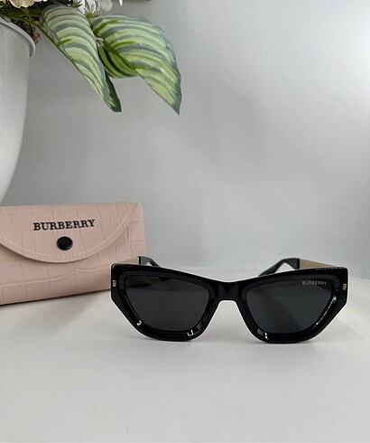 Burberry gözlük
