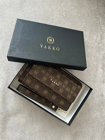 Vakko telefonluk ve elde tutmalık cüzdan