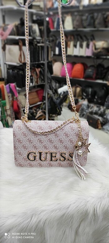 Guess Guess askılı çanta