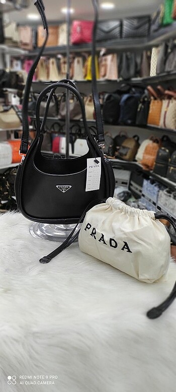 Prada çanta