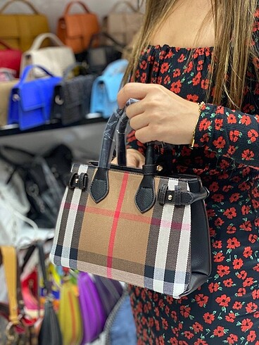  Beden Burberry çanta