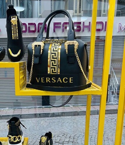  Beden siyah Renk Versace yeni sezon