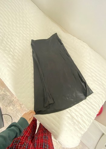 Siyah Midi Salaş Dökümlü Kadın Etek - Görsel 2