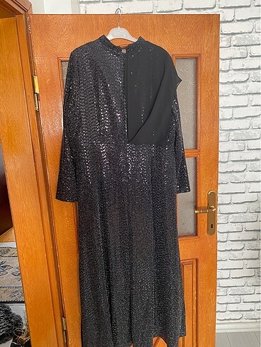 50 Beden siyah Renk Annemin elbisesi düğünde bir defa giyildi