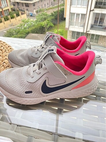 Nike spor ayakkabı