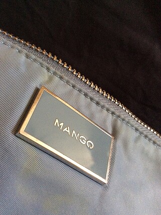 MANGO makyaj çantası