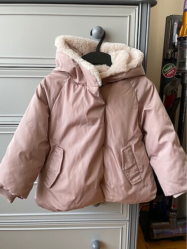 Zara mont