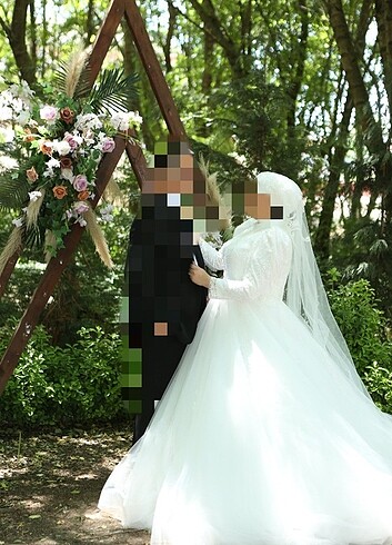 Diğer Tesettür Gelinlik Acil satılık Saklamaya yerim yok fiyatı bu yüz