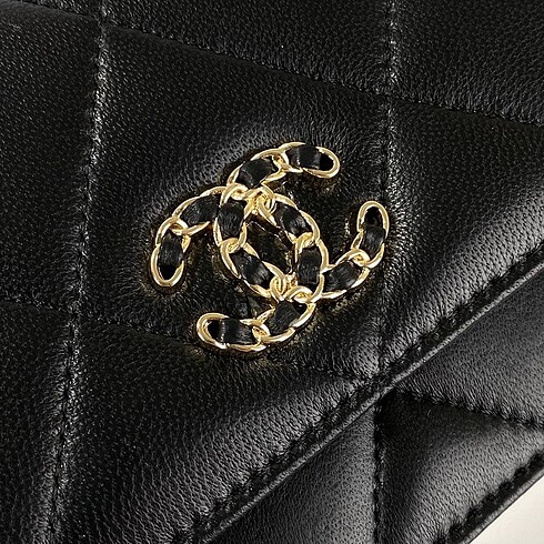  Beden siyah Renk Chanel 19 Classic WOC Bag 0 hakiki deri