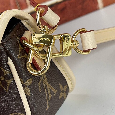 Beden Louis Vuitton Nano Diane hakiki vejetal deri bayan