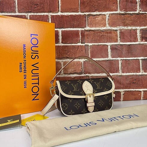 Louis Vuitton Nano Diane hakiki vejetal deri bayan