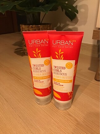 urban care kıvırcık şampuan ve saç kremi