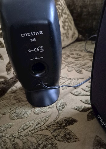 Creative Siyah Masaüstü Hoparlörler - Görsel 3