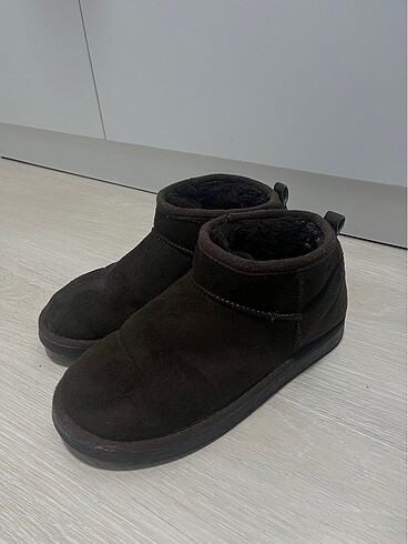 Ugg acı kahve ugg