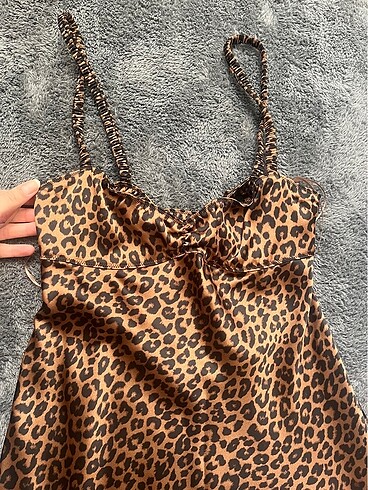 Zara leopar saten elbise
