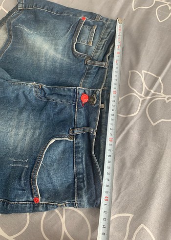 Düğmeli Mavi Mini Kot Şort - Görsel 3