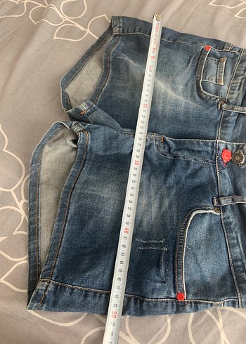 Düğmeli Mavi Mini Kot Şort - Görsel 4