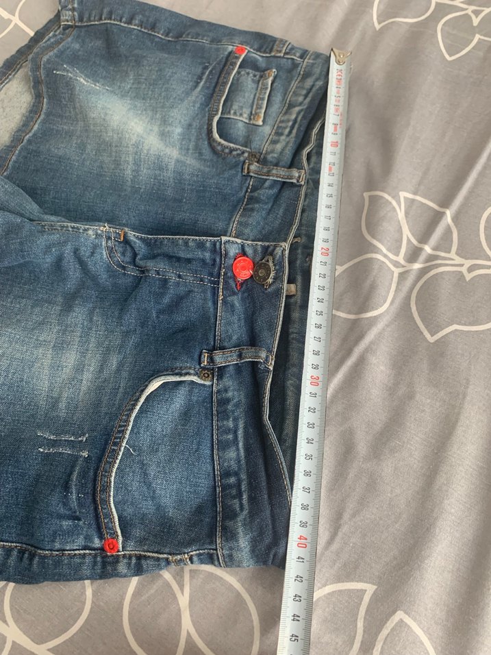 Düğmeli Mavi Mini Kot Şort - Görsel 3