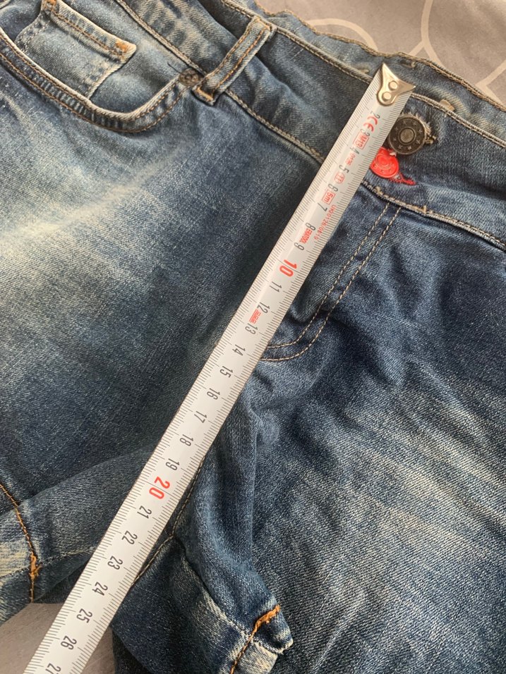 Düğmeli Mavi Mini Kot Şort - Görsel 5