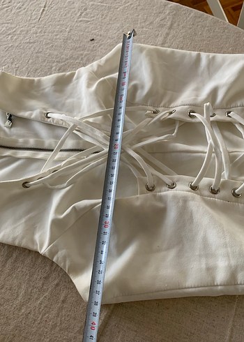 Beyaz Sıkı Kesim Bağcıklı Bustiyer - Görsel 8