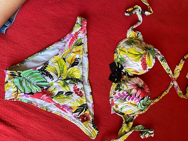 s Beden beyaz Renk Bikini takımı