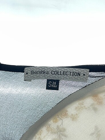 s Beden çeşitli Renk Bershka Kısa Elbise %70 İndirimli.
