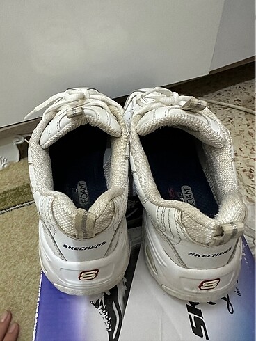37 Beden beyaz Renk Skechers D?lites Beyaz Ayakkabı