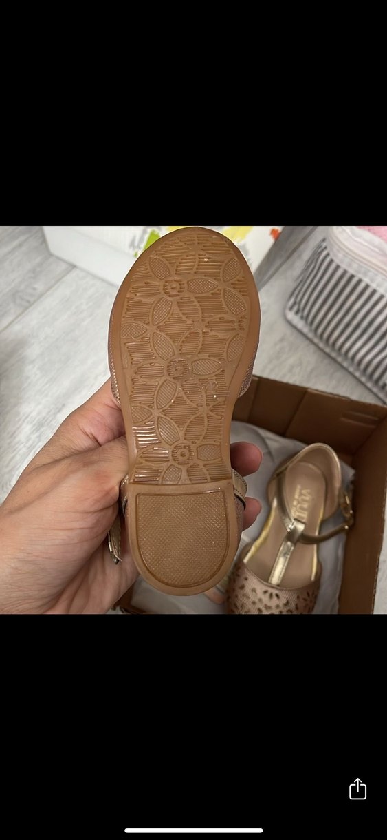 Bej Parlak Tokalı Kız Çocuk Babet Ayakkabı - Görsel 4