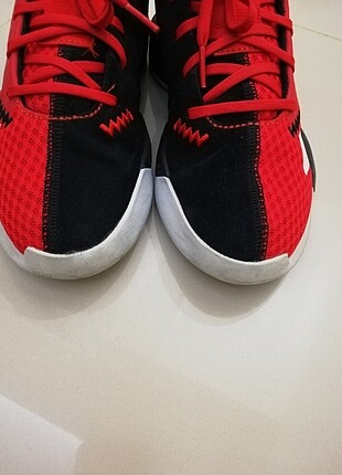 36 Beden Adidas Basketbol Ayakkabısı