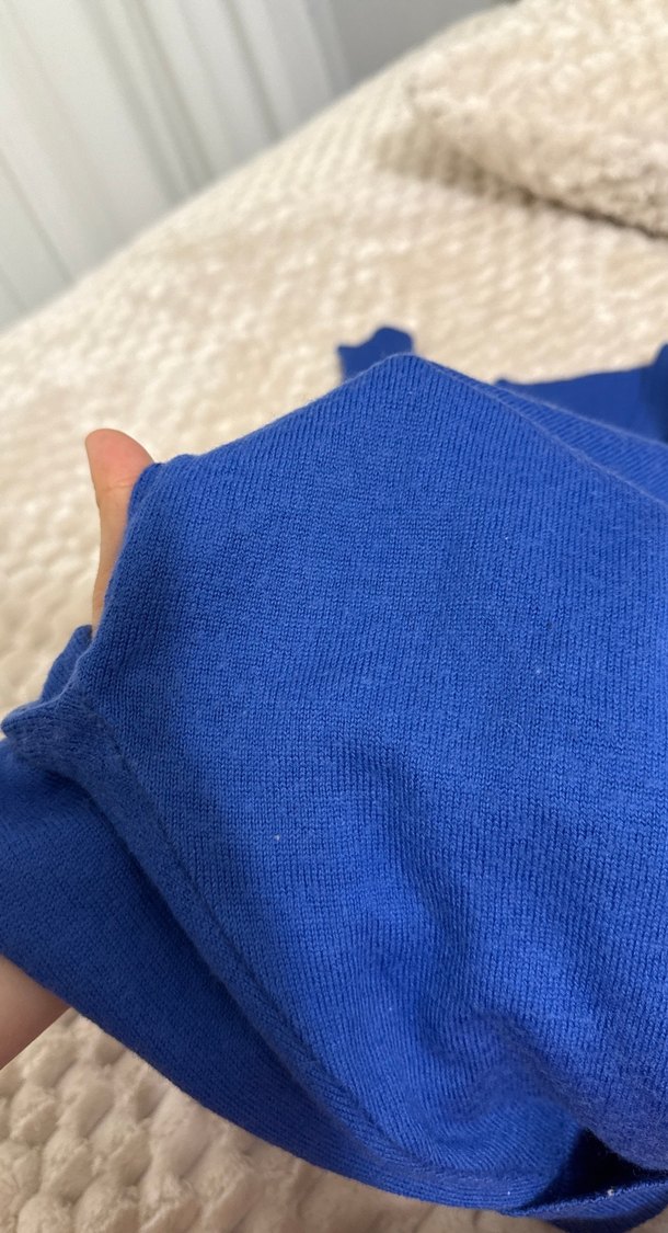 Mavi Boğazlı Uzun Kollu Kadın Kazak - Görsel 2