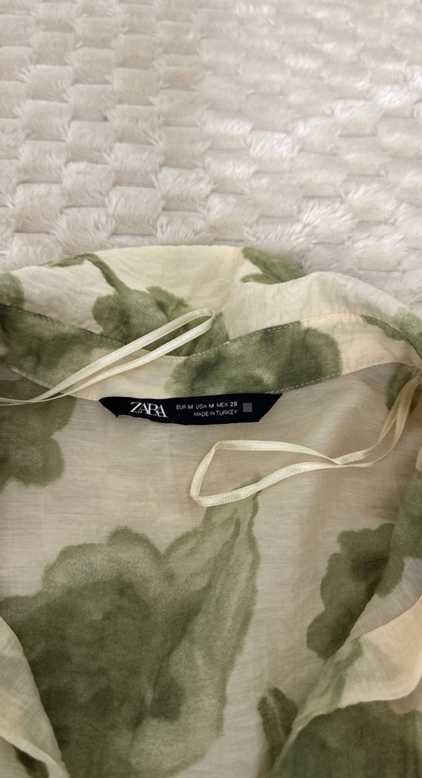 Yeşil Batik Desenli Keten Kadın Gömlek - Görsel 2